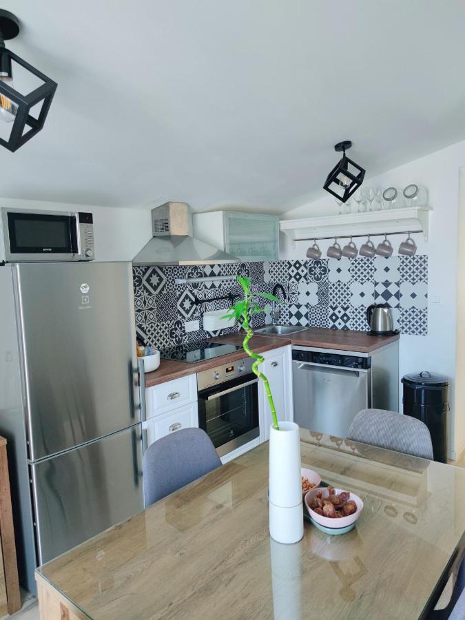 Apartman Jelena Podstrana Luaran gambar