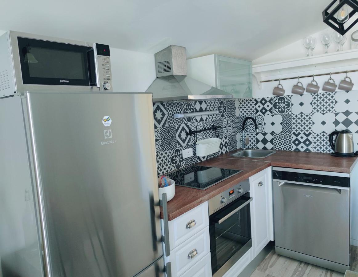 Apartman Jelena Podstrana Luaran gambar