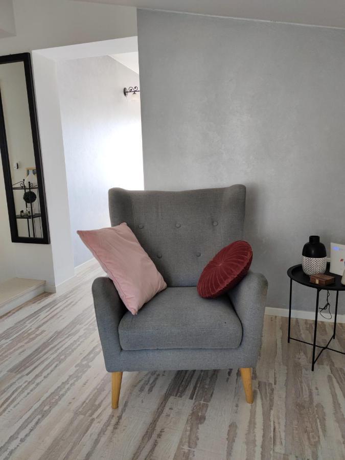 Apartman Jelena Podstrana Luaran gambar